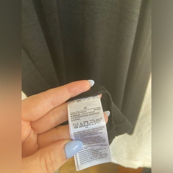 GAP Ponte bell sleeve shift dress Size Medium NEW - Picture 9 of 9